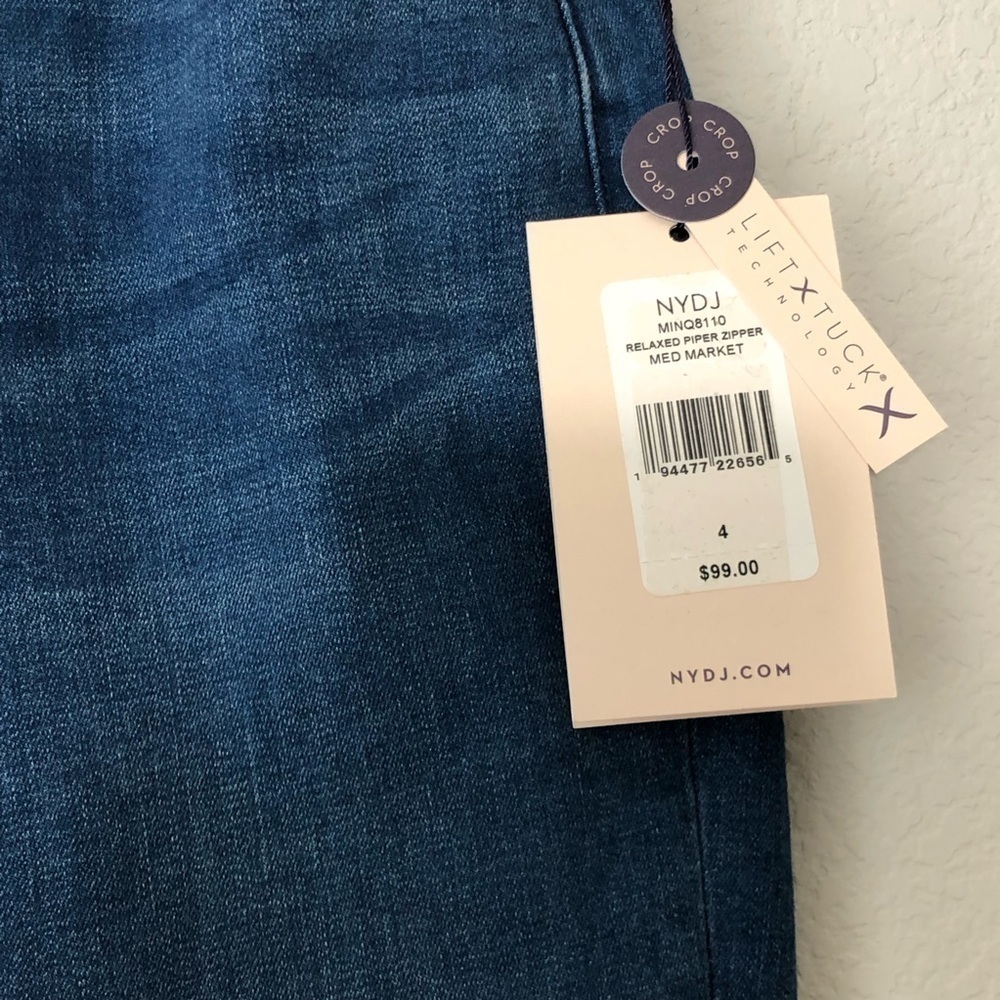 NWT NYDJ Relaxed Straight Piper Capri Crop Jeans - Med Market Medium Wash size 4 - Picture 7 of 13